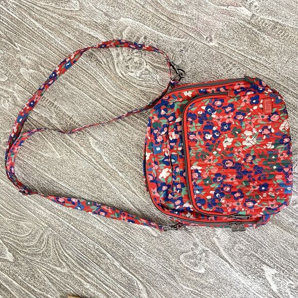 LUG $99 Ranger Quilted Embroidered Red Floral Crossbody Bag Purse READ! - Picture 8 of 16